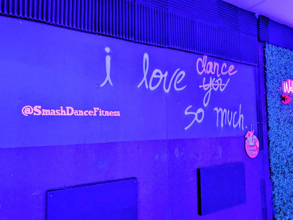 SMASH studio dance wall